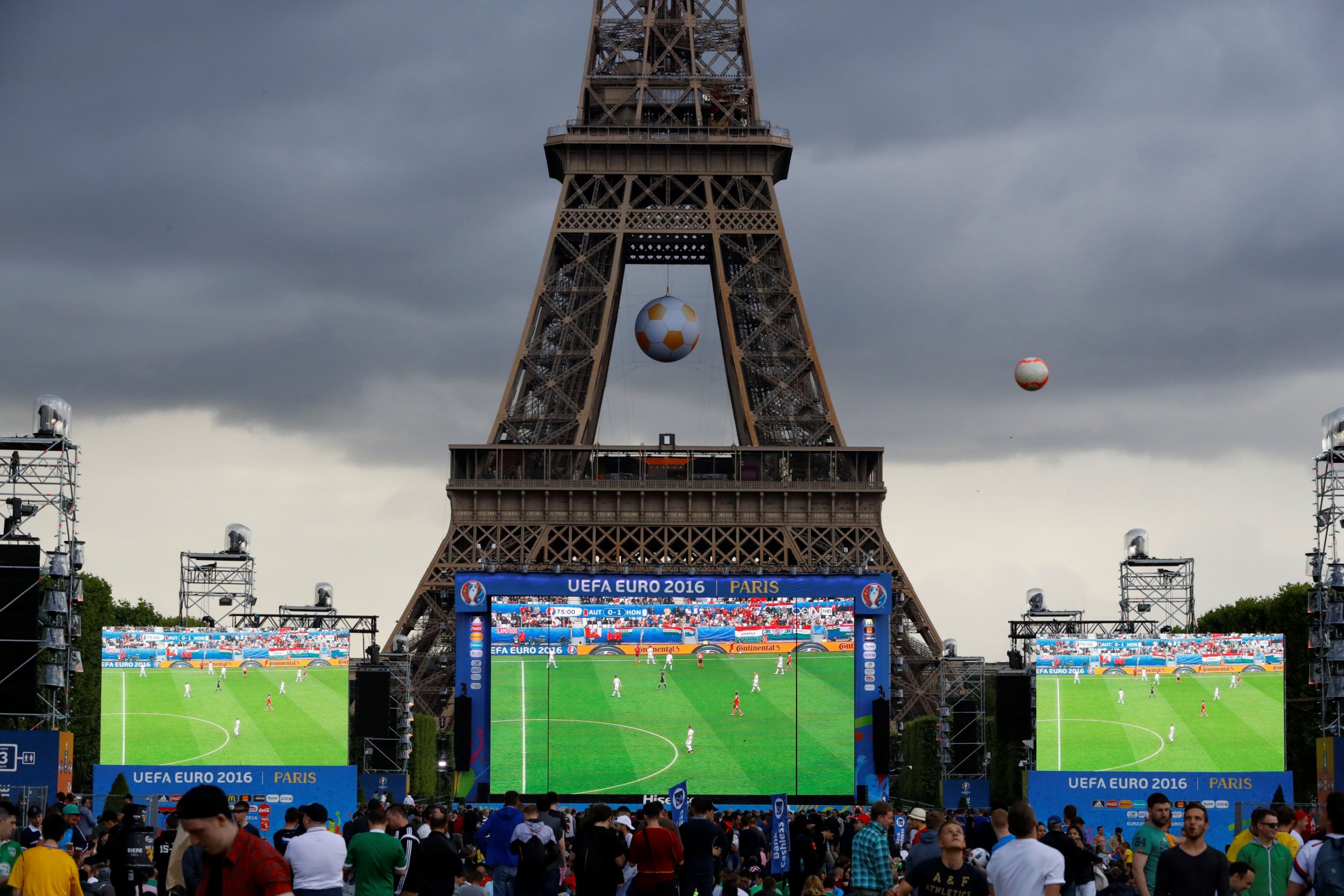 Paris tẩy chay World Cup 2022: Vì đâu nên nỗi?