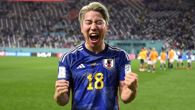 Takuma Asano: Từ cầu thủ bị lãng quên của Arsenal trở thành người hùng World Cup