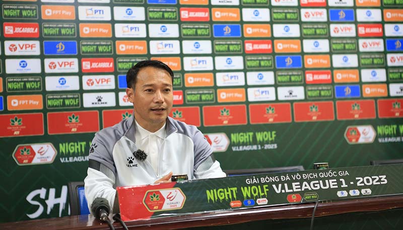 Vừa thắng trận mở màn, HLV Nam Định đã mơ về chức vô địch V-League