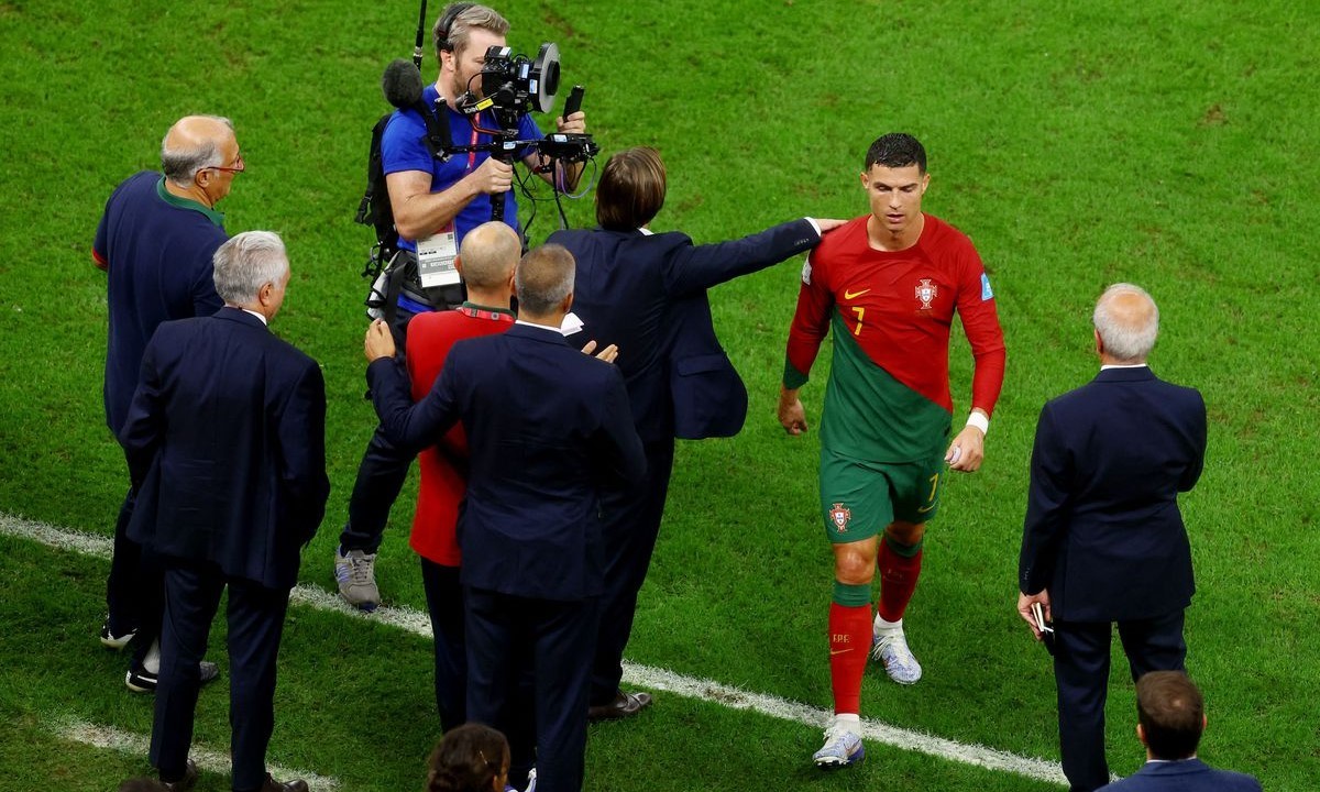 Đã tìm ra kẻ cố tình phá Ronaldo và tuyển Bồ Đào Nha