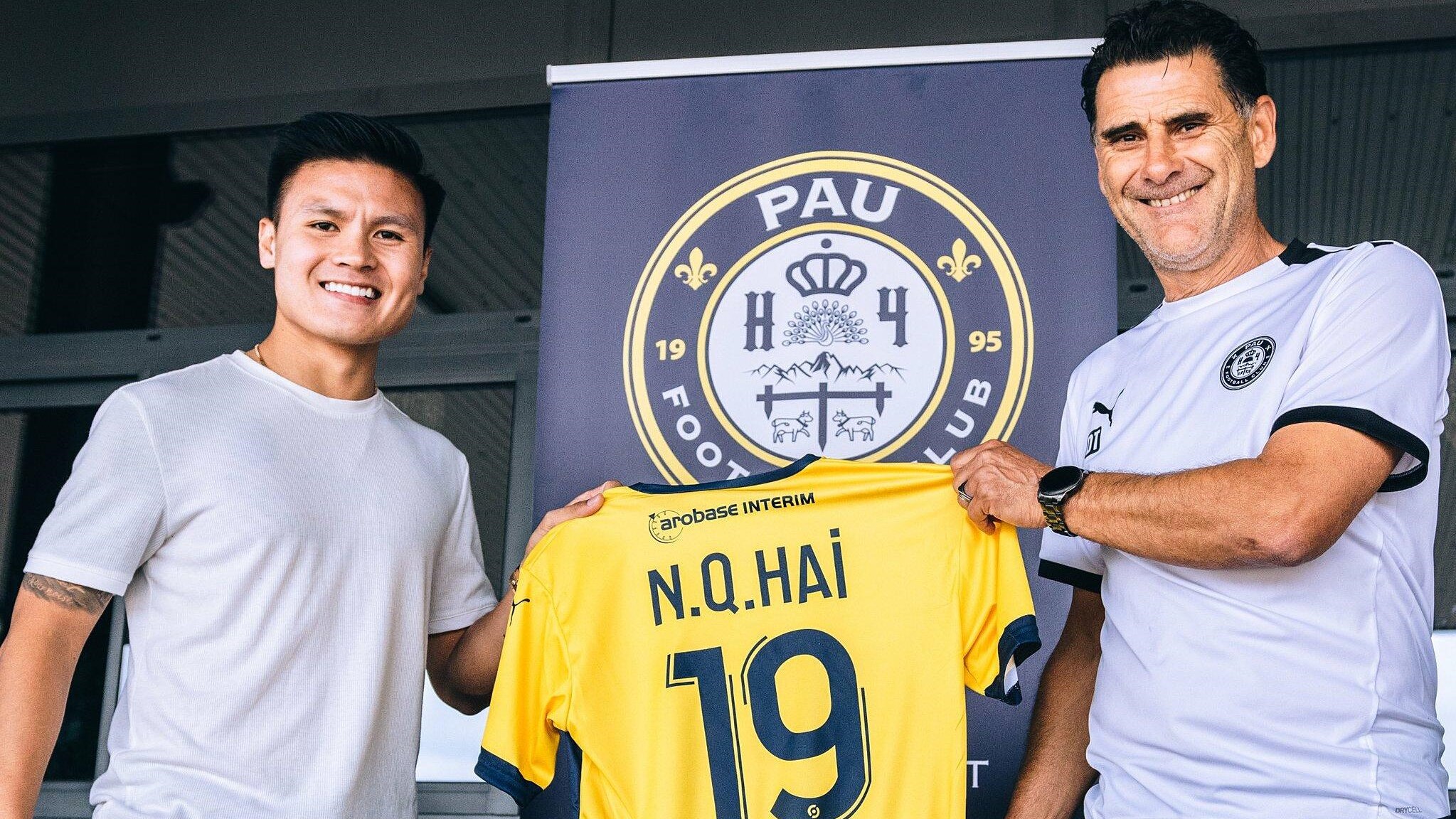 HLV Pau FC vẫn đặt niềm tin vào Quang Hải